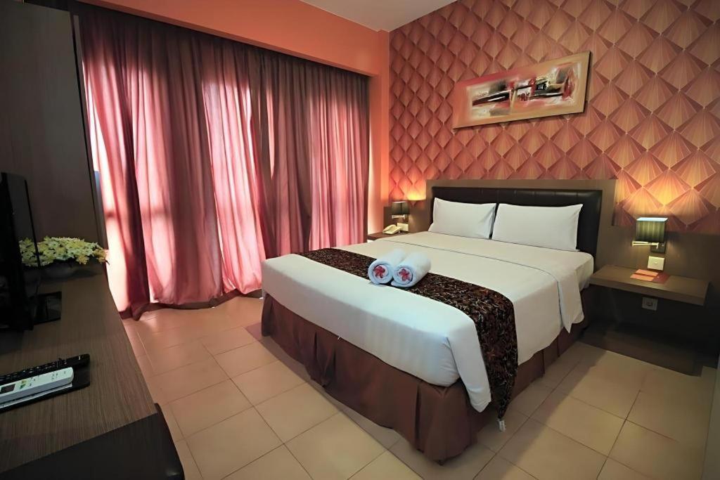 Grand Malioboro Yogyakarta Hotel ภายนอก รูปภาพ