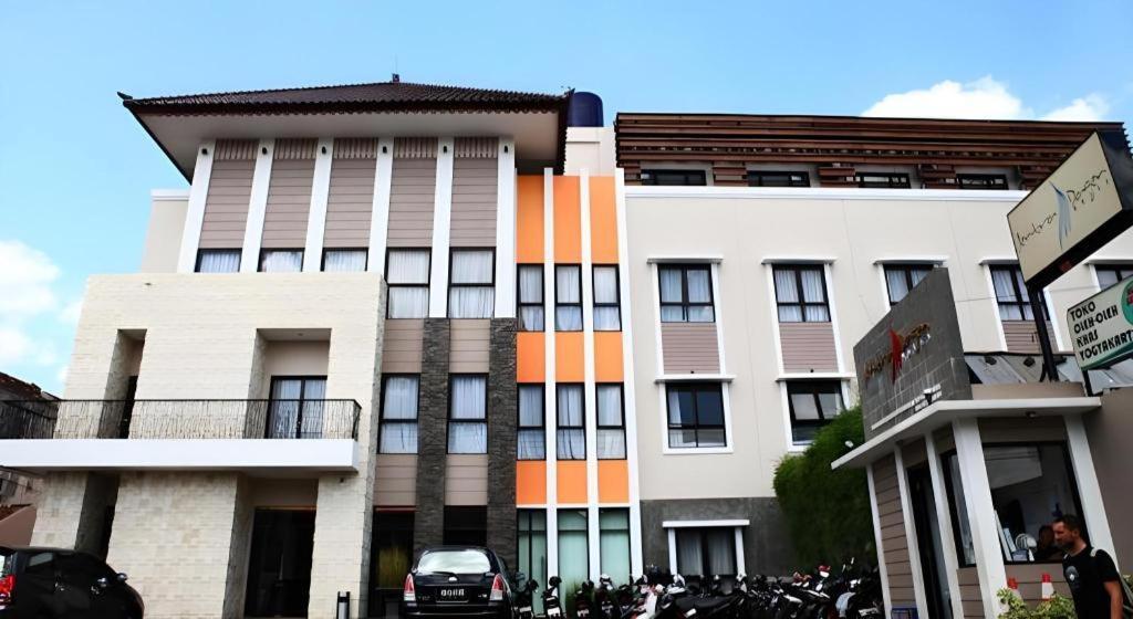 Grand Malioboro Yogyakarta Hotel ภายนอก รูปภาพ